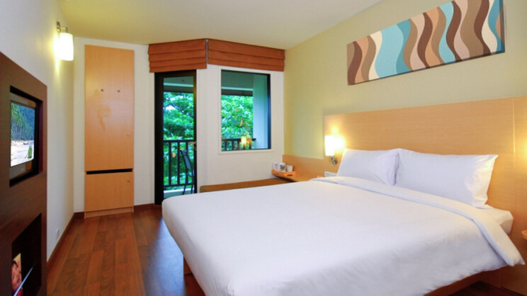 ibis Phuket Kata Hotel
